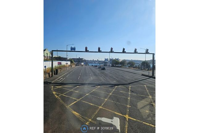 Fore St, Torpoint photo 2