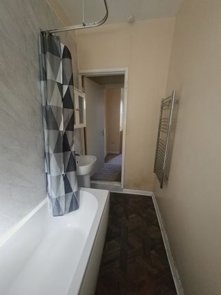 60 Henry Street, WAKEFIELD photo 4