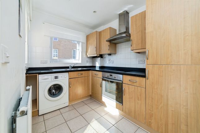 19, Nokeside, Stevenage photo 4