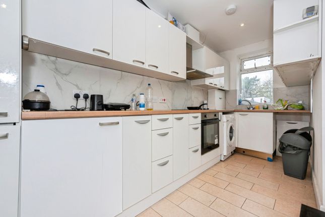 32, Broomfield Road, Kent photo 2