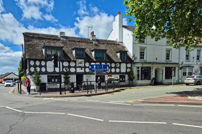 Pub/bar for sale in Station Road, Stone