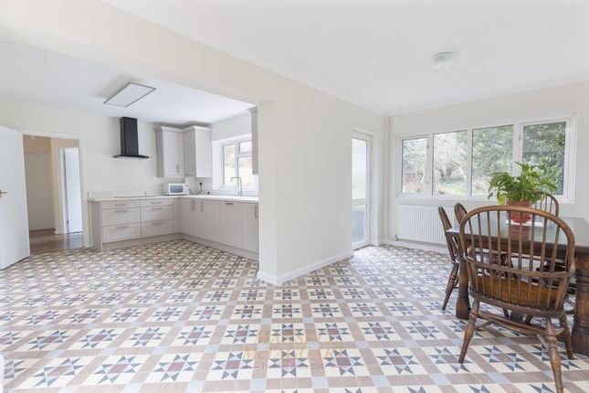 Watersmead Priory Road, Forest Row photo 4