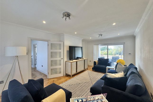 32, The Ridgeway, Radlett photo 2