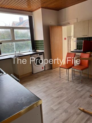 34, f1, Northenden Road, Sale photo 4