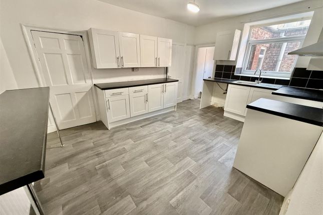 4, Woodbine Terrace, Gateshead photo 3