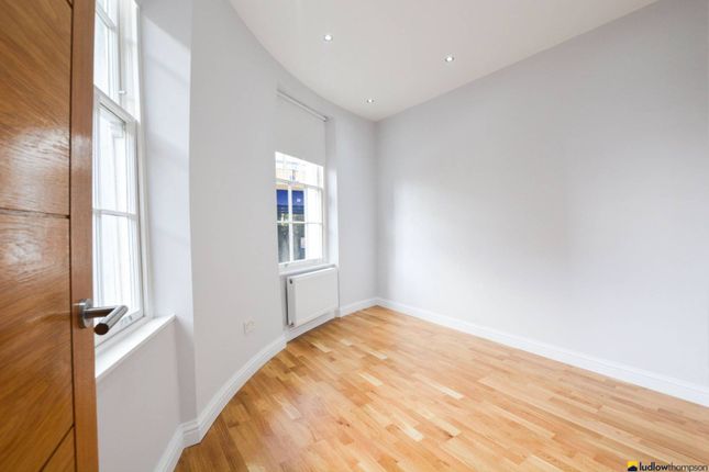 Thumbnail Flat to rent in Dock Street, Tower Hill, London