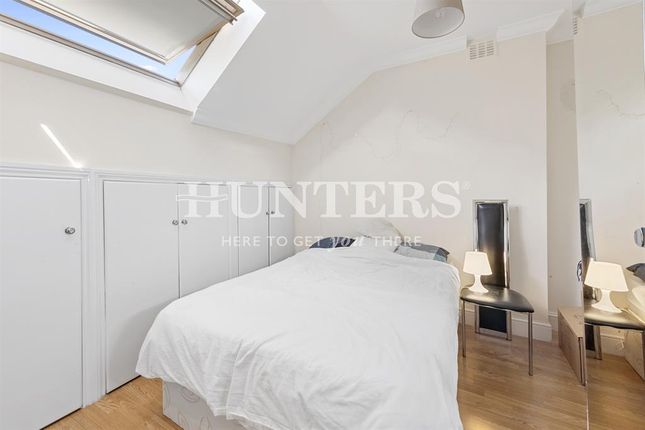 Hilltop Road, London photo 3