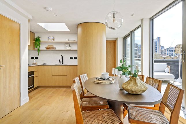 2-bed flat on Flat 10, 2, Cubitt Street, London, £1,150,000