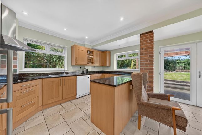 225, Nanpantan Road, Loughborough photo 4