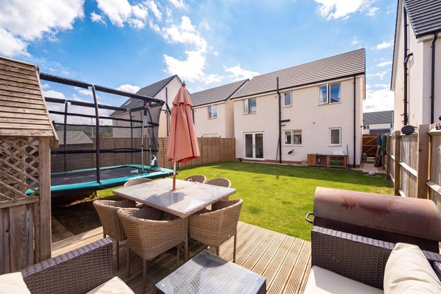 15, Lancaster Crescent, Weston-super-Mare photo 2
