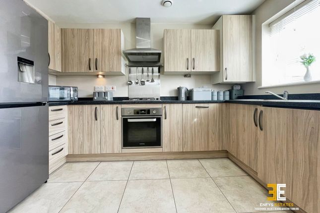 16, Parc Castell, Llandudno Junction photo 5
