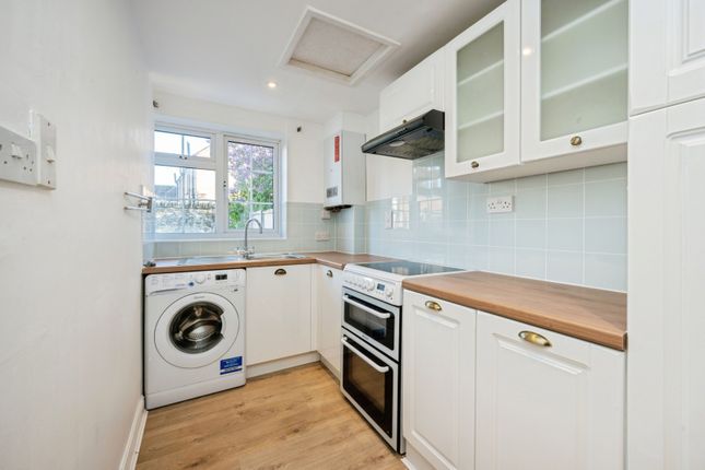 26, Brook Lane, Bedford photo 4