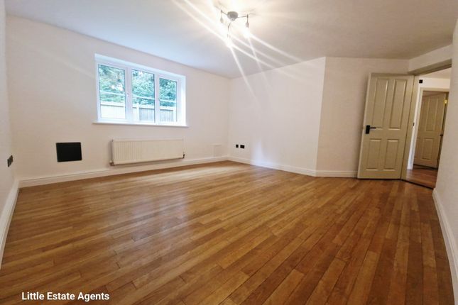 50, Delph Hollow Way, St. Helens photo 3