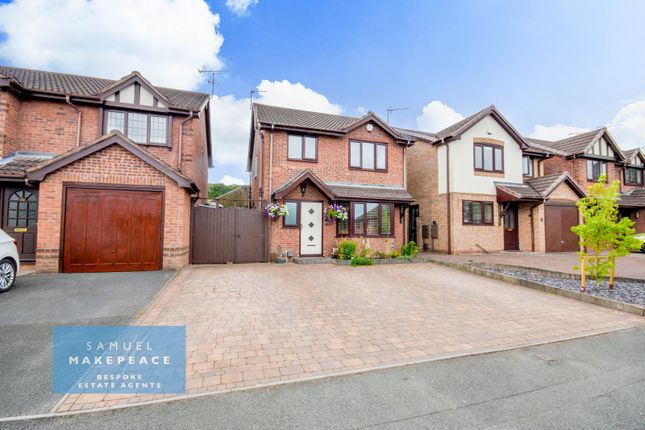 Three Bedroom Detached With Views Front &amp; Rear Plus Garden Room