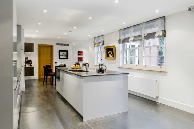 Detached house for sale in White Lodge Close, Off The Bishops Avenue, London
