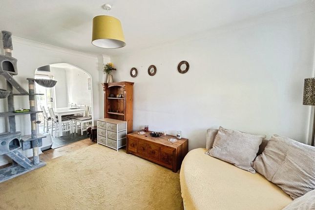 3, Sycamore Drive, Deal photo 2
