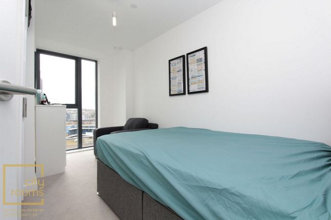 Room To Rent In Centenary Heights Larkwood Avenue