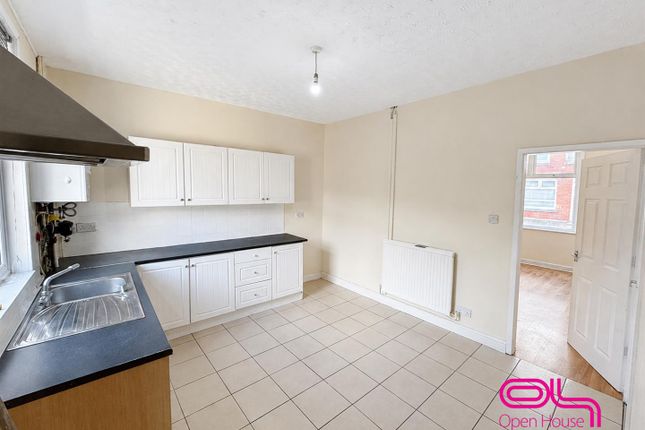 23, Cecilia Street, Bolton photo 4