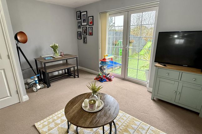 9, Clos Y Gwendraeth, Llanelli photo 5