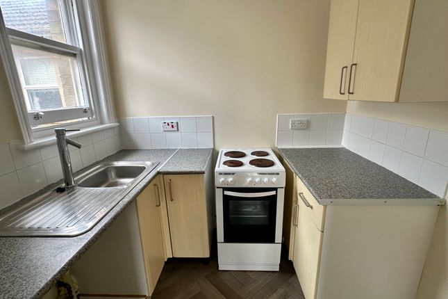 Flat 1, 12, Melbourne Road, Bournemouth photo 2