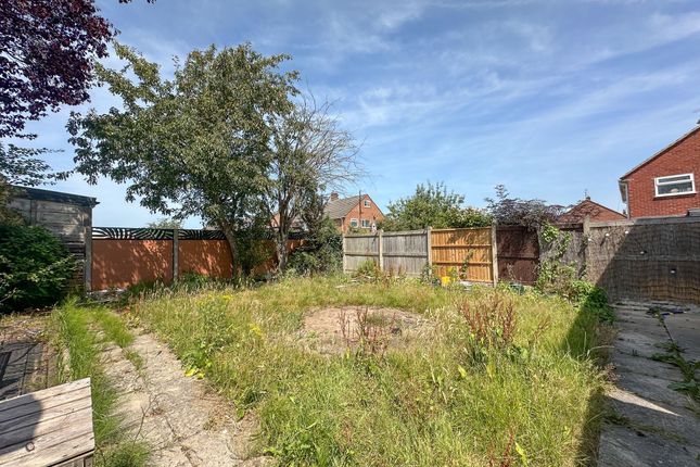 17 Ronaldsway, Wirral photo 4