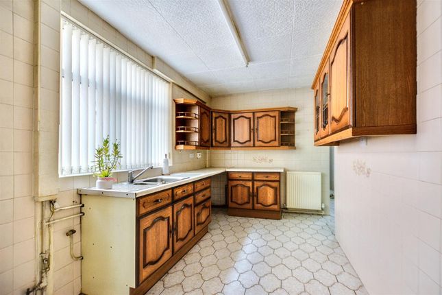 Kitchen_1.Jpeg