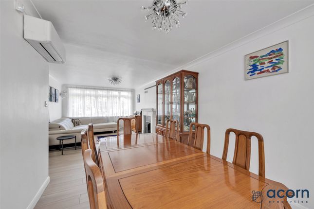 6, The Reddings, London photo 4