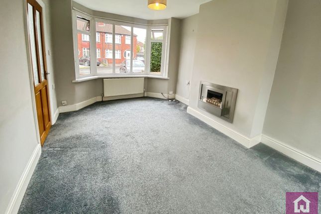 18, Repton Avenue, Manchester photo 4