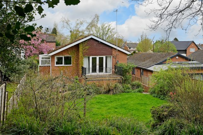Bungalow to rent in Devonshire Road, Dore, Sheffield