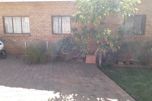 Detached house for sale in Olympia, Windhoek, Namibia