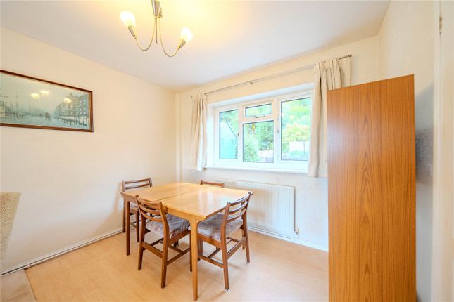 90, Woodnook Drive, West Yorkshire photo 4