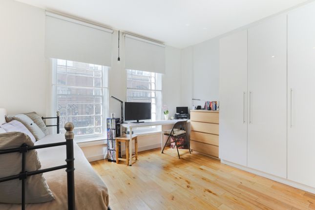 Studio to rent in 18 York Way, London, Greater London