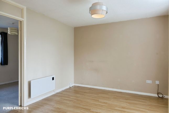 28, Ullswater Road, Cheltenham photo 4