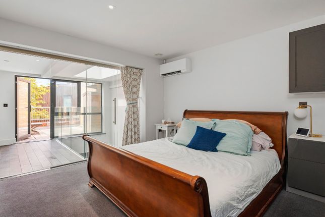 53, Charlotte Terrace, London photo 4
