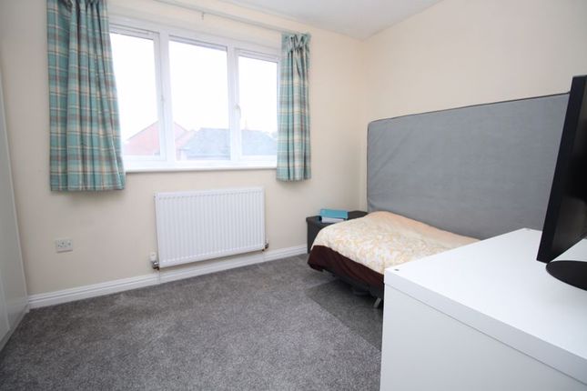 End terrace house for sale in Bracklesham Close, Southampton