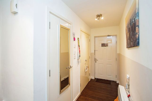 Flat for sale in The Gateway, Watford