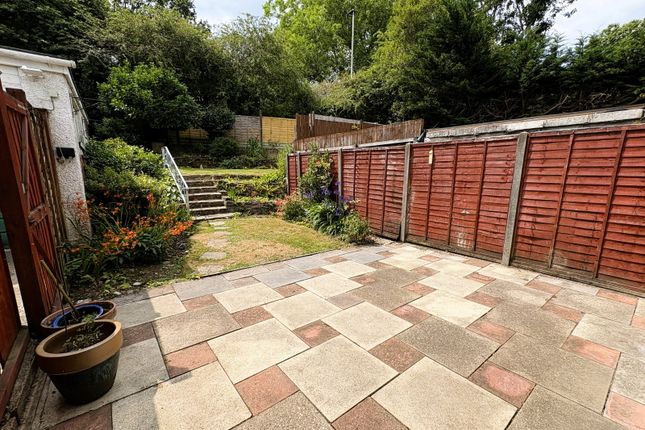 75, Sycamore Avenue, Tavistock photo 2