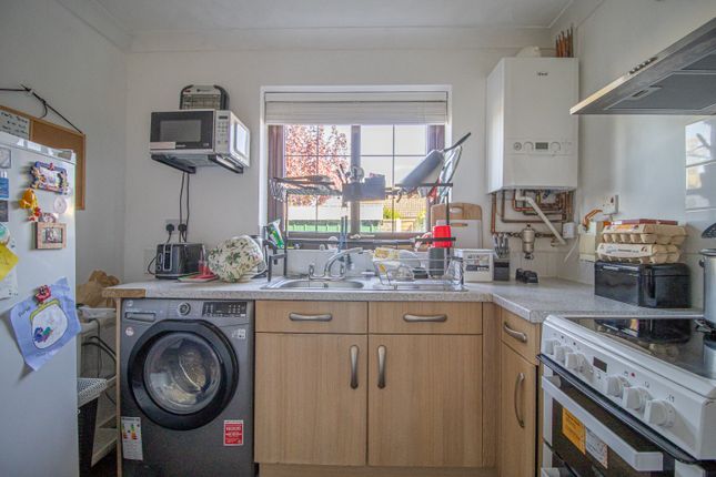 25 Launditch Crescent, Downham Market, Norfolk photo 4