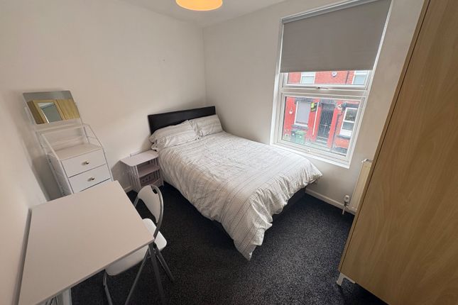 Thornville View, Leeds photo 5