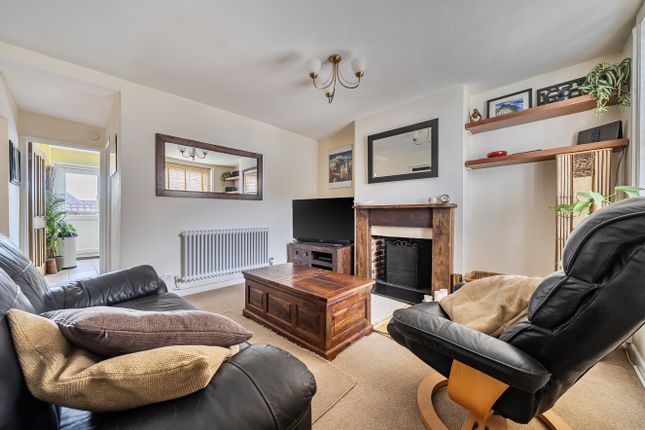 38A,, St. Catherines Road, Hampshire photo 3