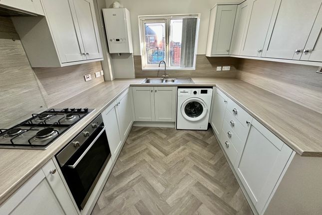 15, Sunnymede View, Doncaster photo 2