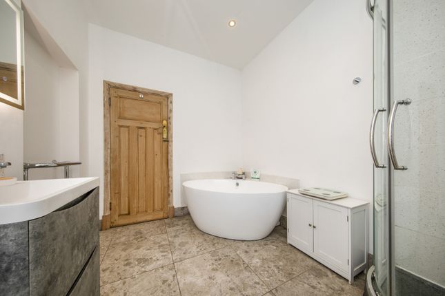 Flat 1, Ladycroft, 58, Heathfield Road, Keston photo 4
