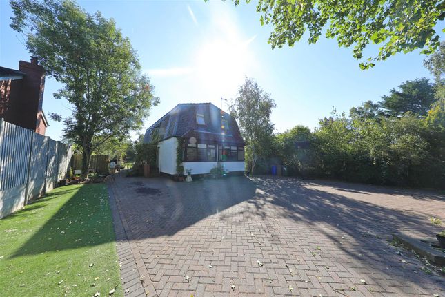 Thumbnail Detached bungalow for sale in Hull Road, Woodmansey, Beverley