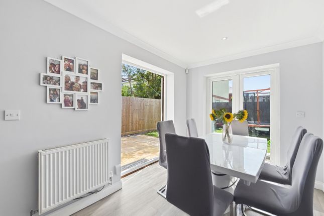 33, Murrayfield Road, Cardiff photo 3
