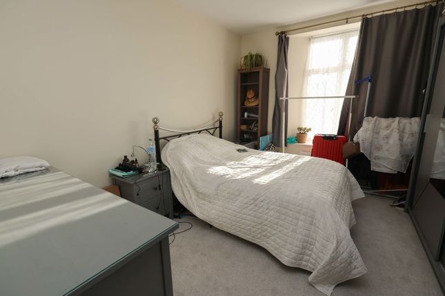 First Floor Flat, 32, Strode Road, Clevedon photo 5