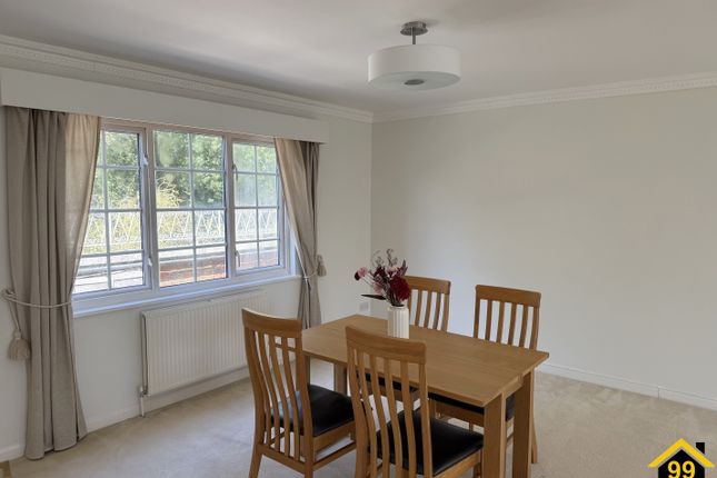 Herga Court, Harrow photo 3