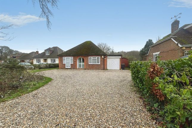 3-bed detached on 126, Frog Grove Lane, Guildford, £750,000
