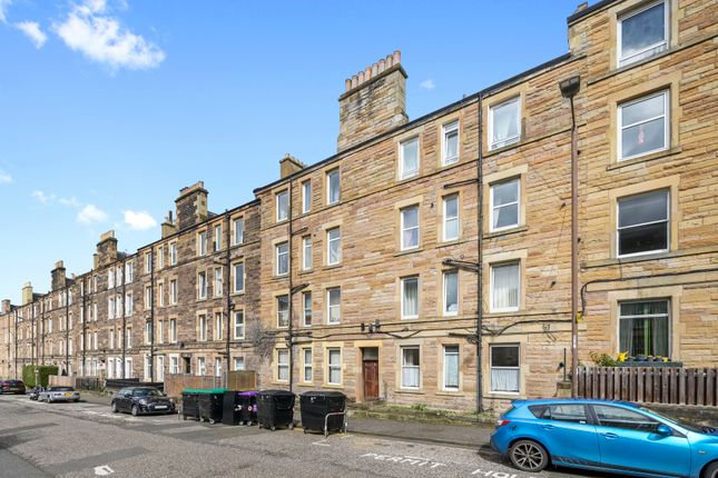 Thumbnail Flat for sale in 31/3F2, Stewart Terrace, Edinburgh