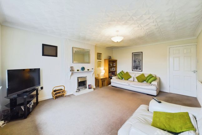2-bed house on 54, West Meade, Maghull, £240,000