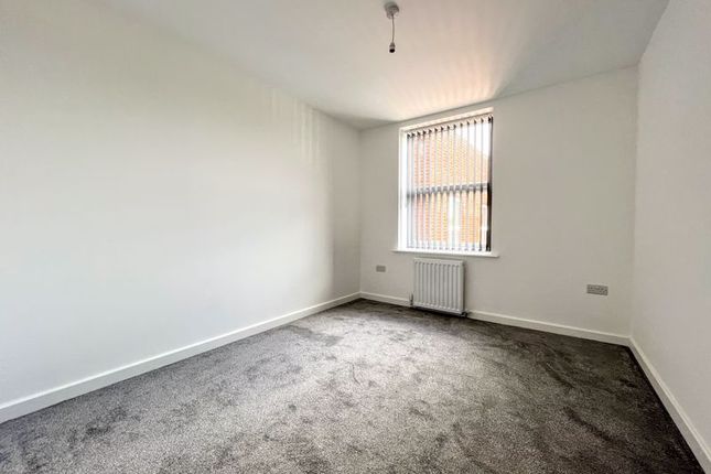 Flat 4, Tring House, High Street, Tring photo 5